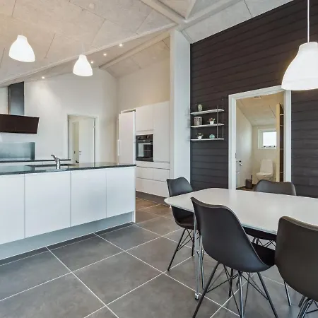 Holiday home Eino - 30m From The Sea In Se Jutland By Interhome Sjolund