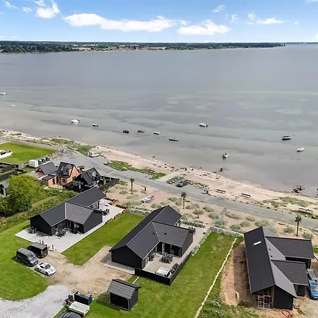 Eino - 30m From The Sea By Interhome * Sjolund
