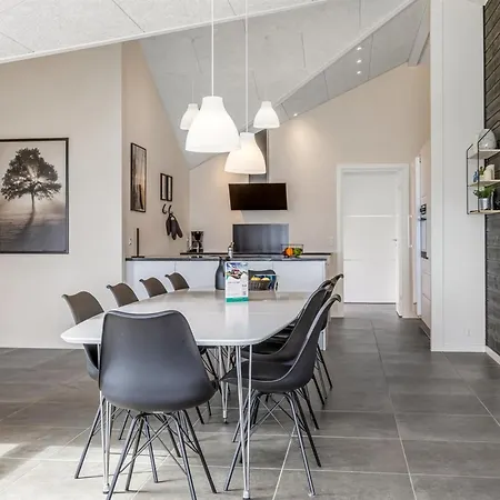 Eino - 30m From The Sea By Interhome